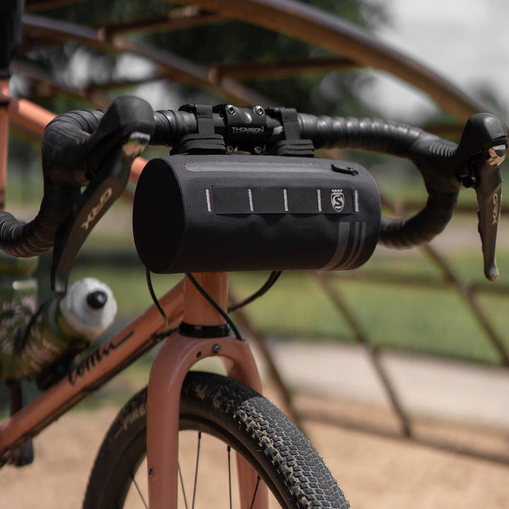 gravel bike front bag Grinta Handlebar Bag