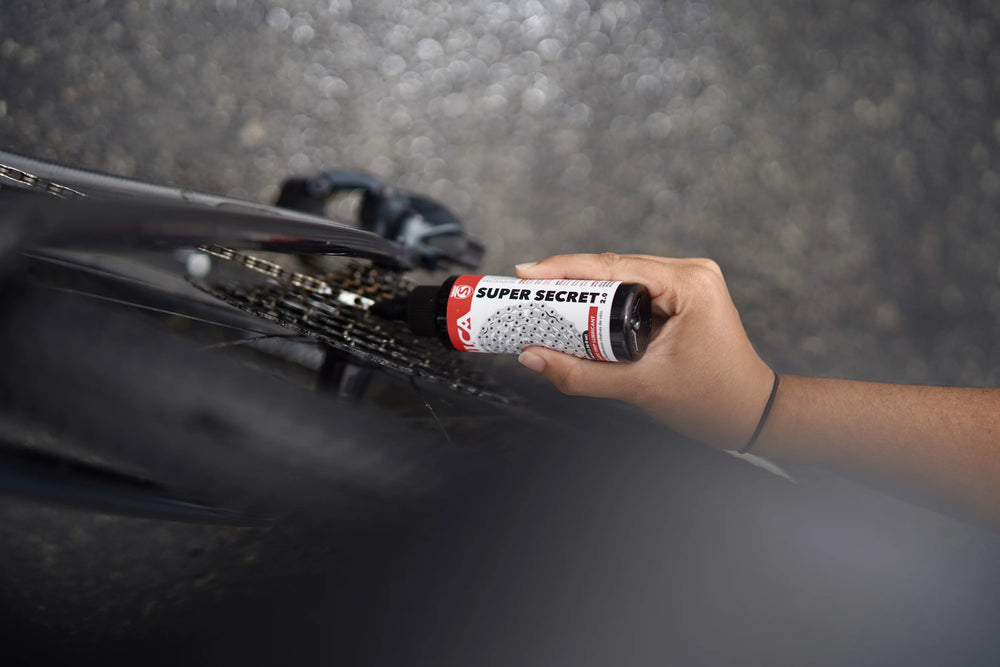 Drip Super Secret 2.0 Wax Lube onto each chain link